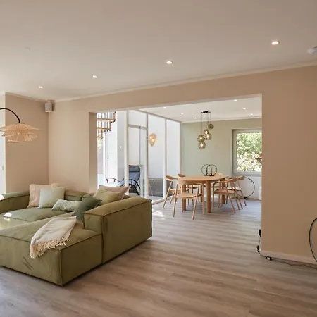 Haus Hafen Holiday home *