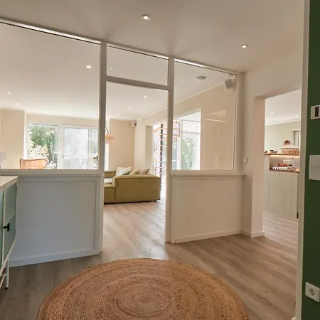 Haus Hafen Holiday home *